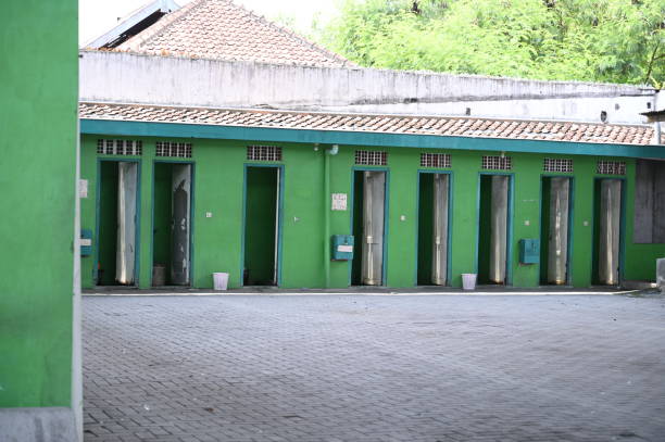 Best Portable toilet rental cost  in Lynn, IN